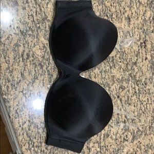 Plus size strapless bra